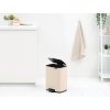 Bo Pedal Bin, 12L Soft Beige 8710755238024 Brabantia 96dpi 2000x2000px 9 NR 50556