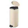 NewIcon Pedal Bin, 30L Soft Beige 8710755149962 Brabantia 96dpi 1000x1000px 7 NR 27500