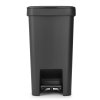StepUp Pedal Bin 16L Dark Grey 8710755800306 Brabantia 96dpi 2000x2000px 9 NR 31818