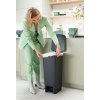 StepUp Pedal Bin 40L Dark Grey 8710755800023 Brabantia 96dpi 1000x1000px 7 NR 25037