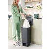StepUp Pedal Bin 40L Dark Grey 8710755800023 Brabantia 96dpi 1000x1000px 7 NR 25038