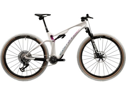 bb141a81 b9a3 44a9 a889 c246a716481a