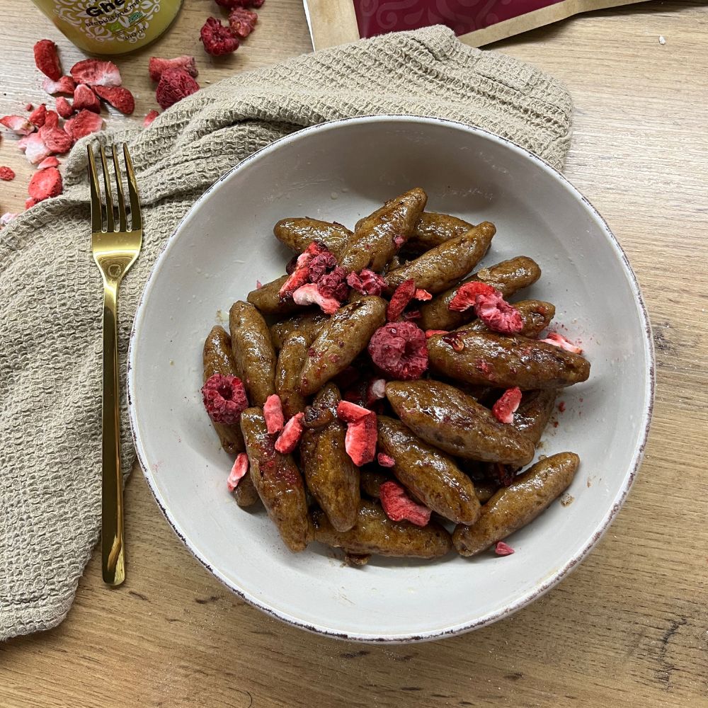 Cottagecheese šišky se skořicí a jahodami