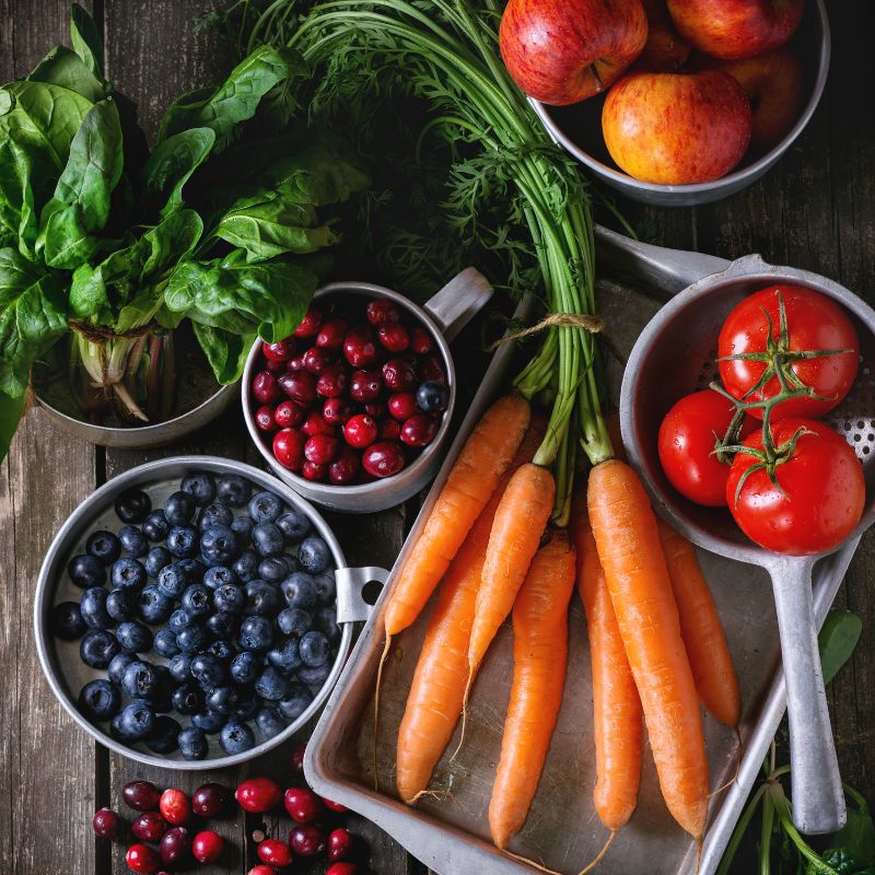 20 potravin s nejvíce pesticidy + 15 s nejnižším množstvím