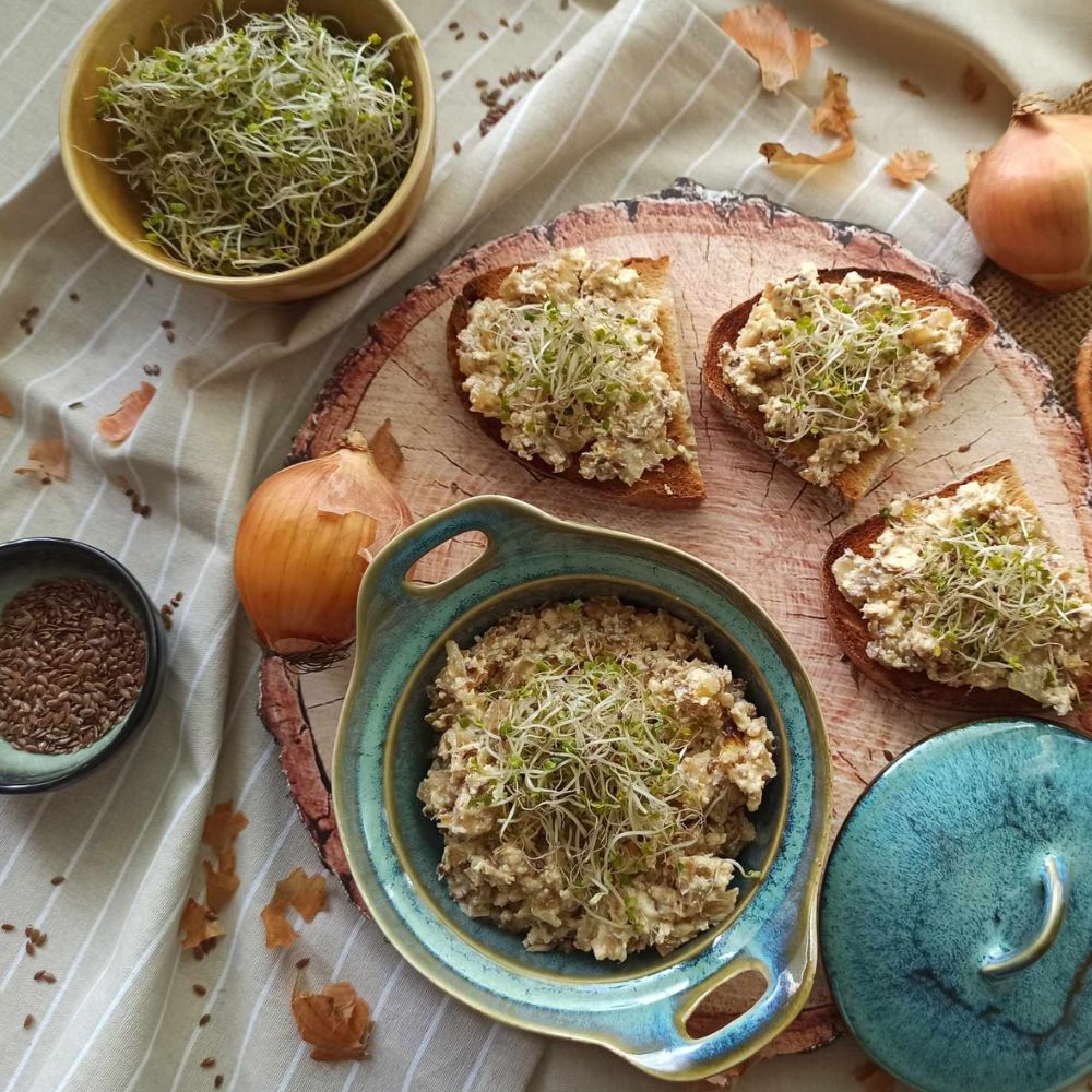 Falešná škvarková pomazánka