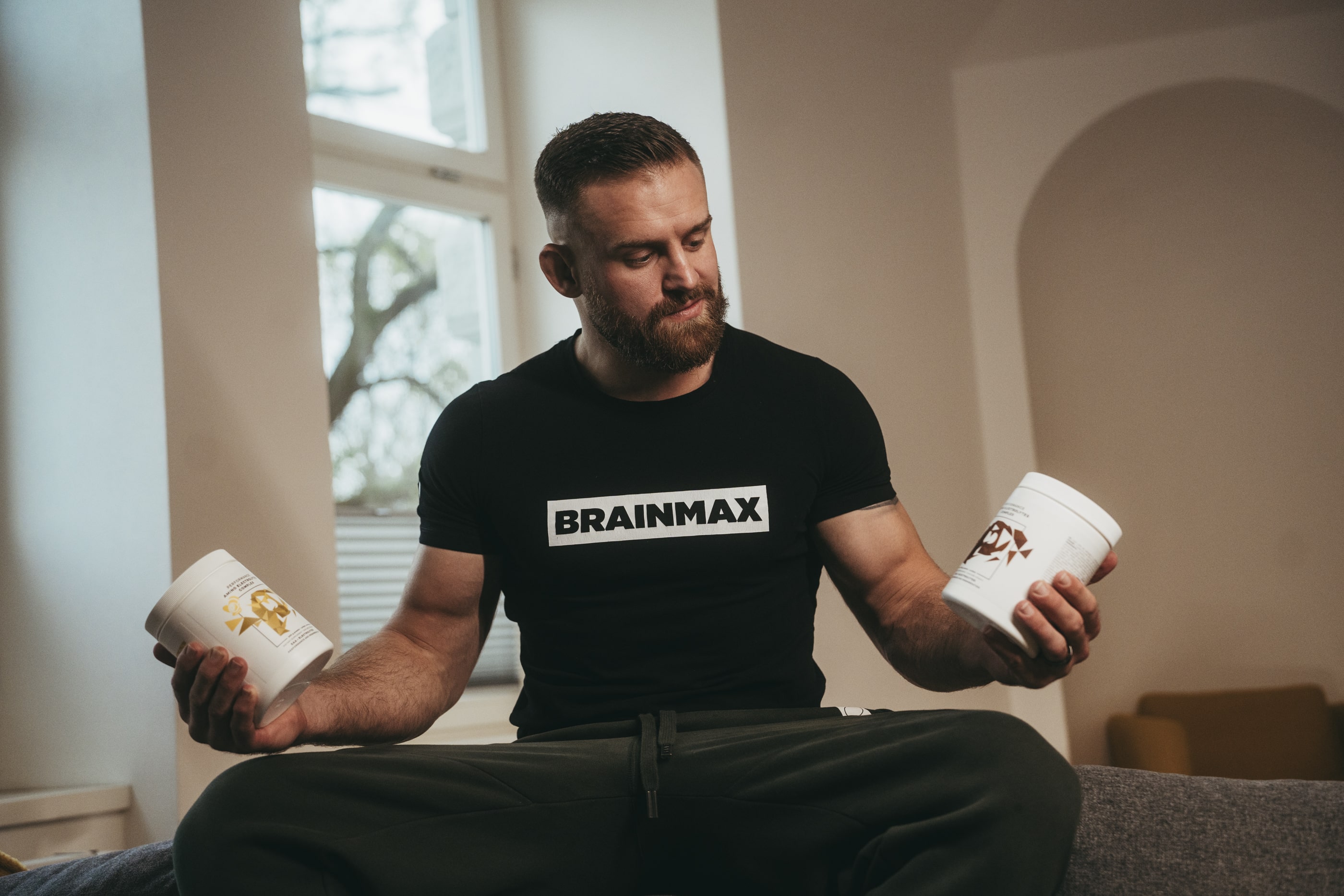 BrainMax Performance Amino Elektrolyt Komplex Třešeň, EAA + Elektrolyty, 600g Obrázek