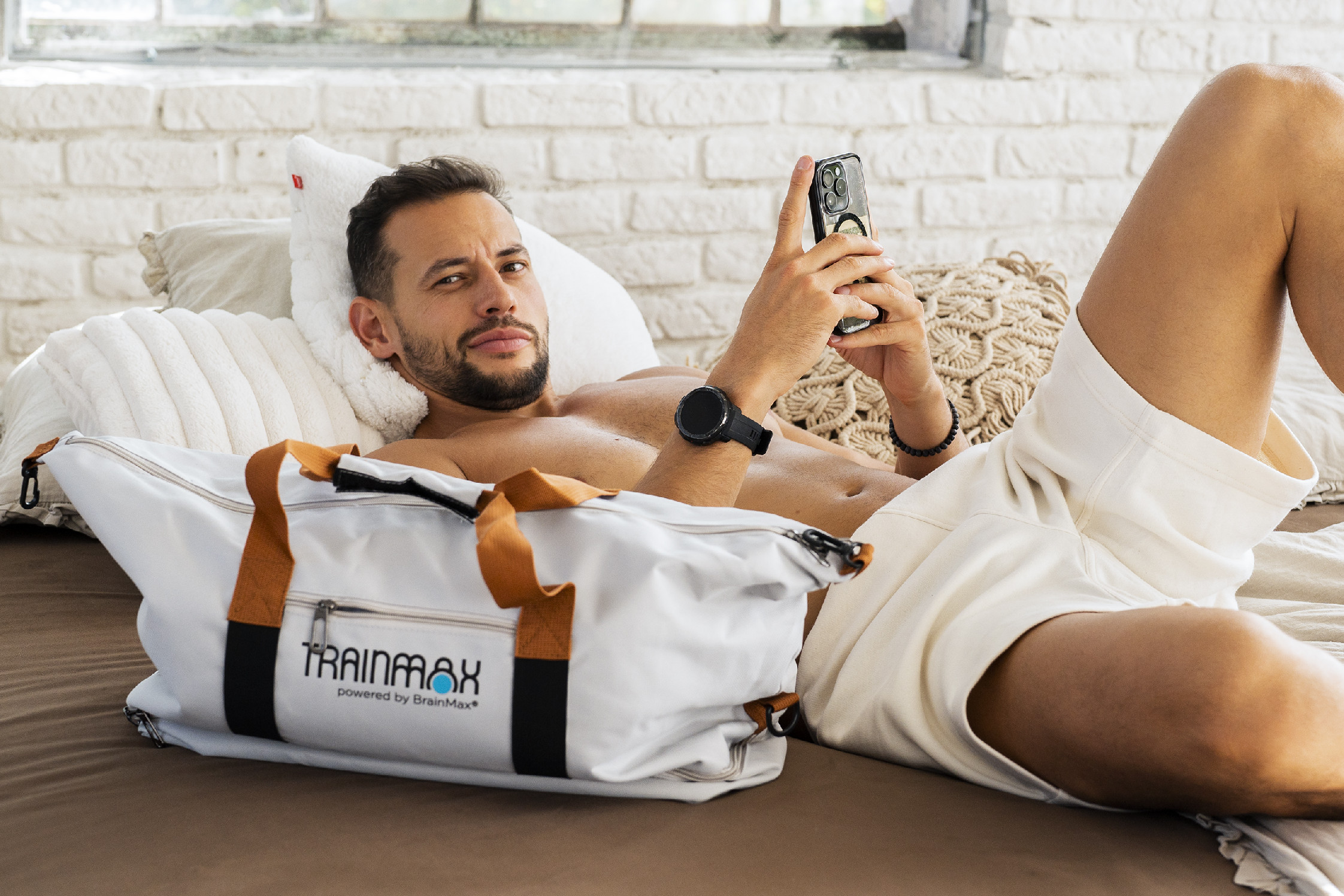 TrainMax sportovní taška Barva: Béžová Obrázek