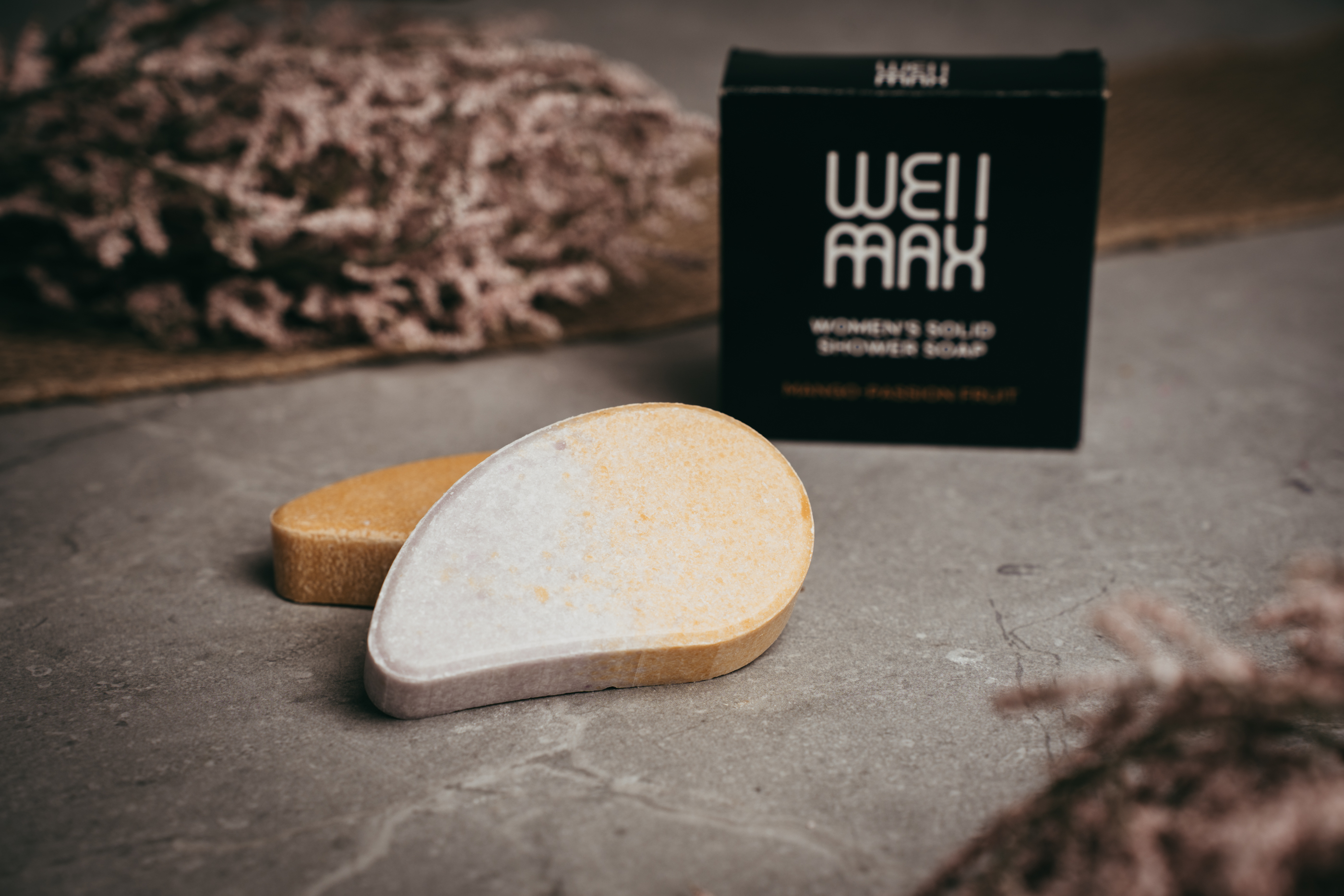 WellMax Přírodní dámské tuhé sprchové mýdlo, Mango-Maracuja, 60 g Obrázek