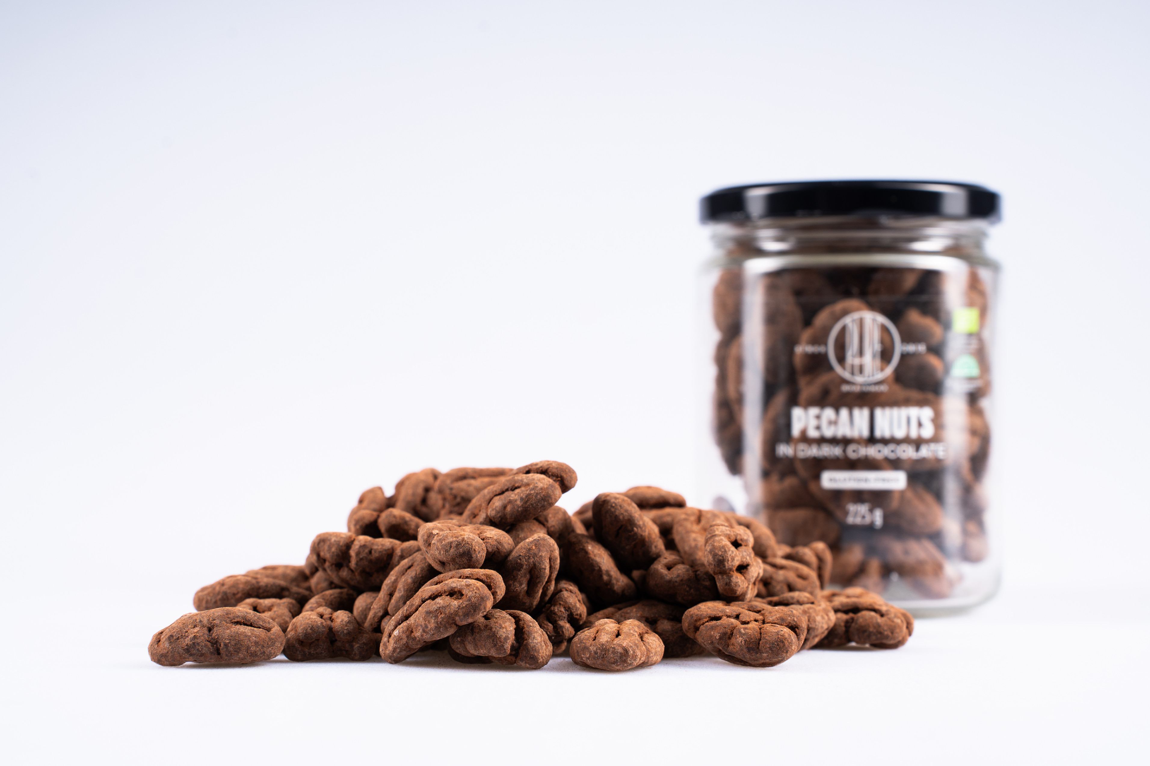 BrainMax Pure Pekanové ořechy v hořké čokoládě, BIO, 225 g Obrázek