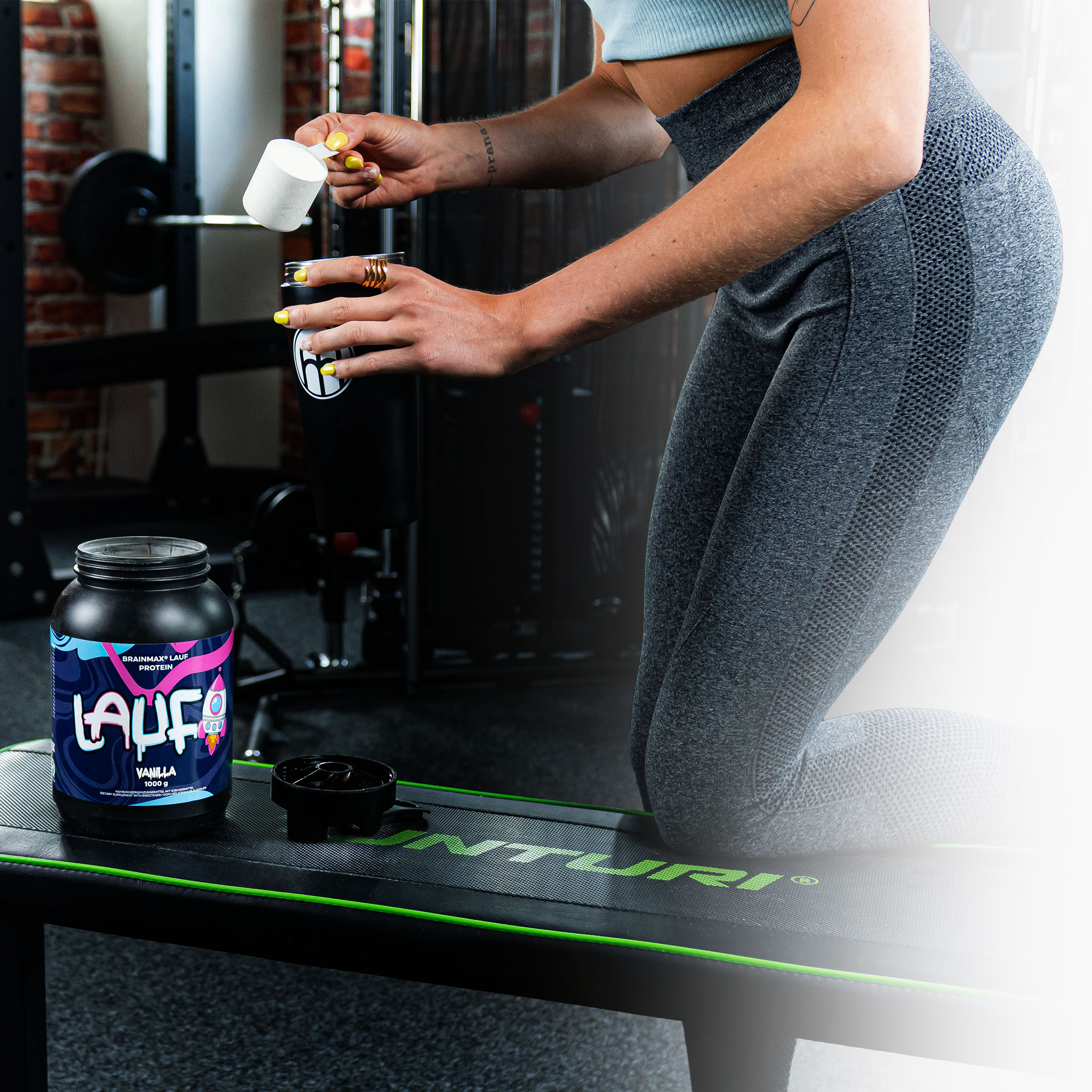 BrainMax Lauf Protein, natywne białko serwatki, 1000 g Smak: Czekolada Obraz