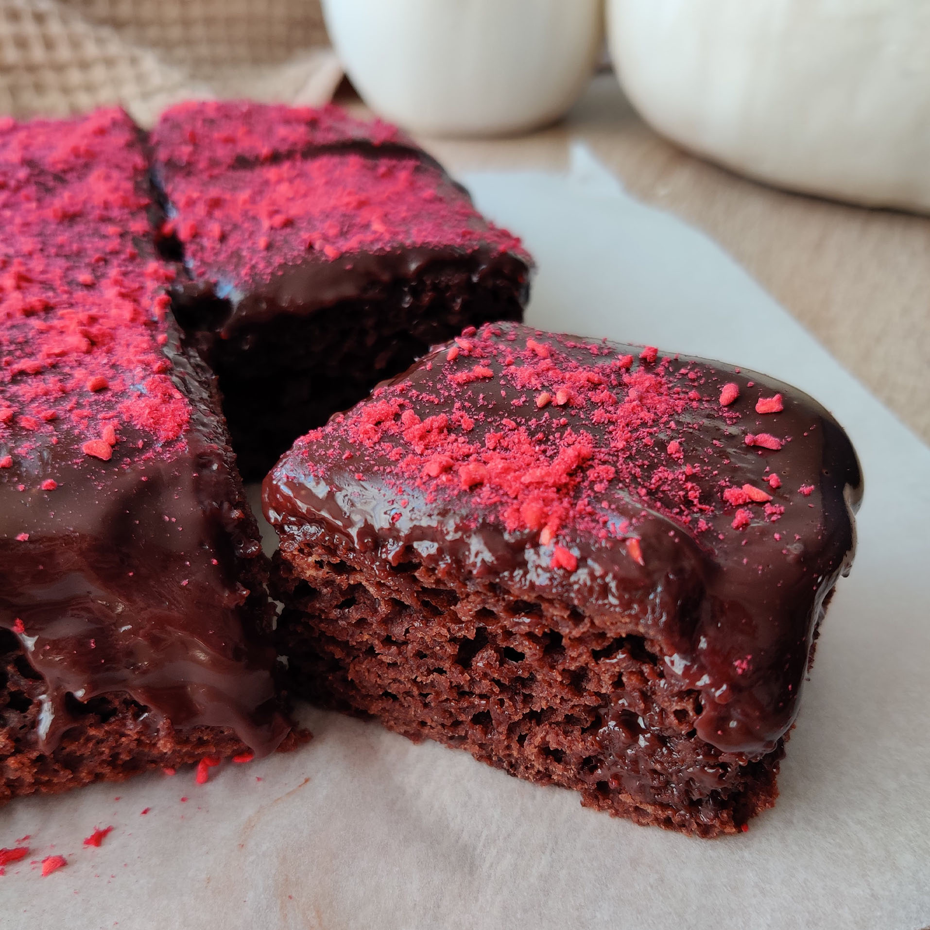 Piernik czekoladowo-malinowy