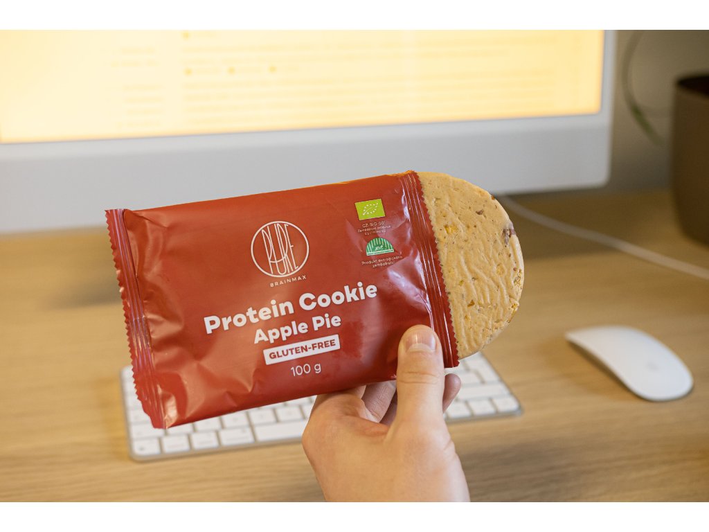 BrainMax Pure Protein Cookie, Apple Pie, Jablečný koláč, BIO, 100 g Obrázek