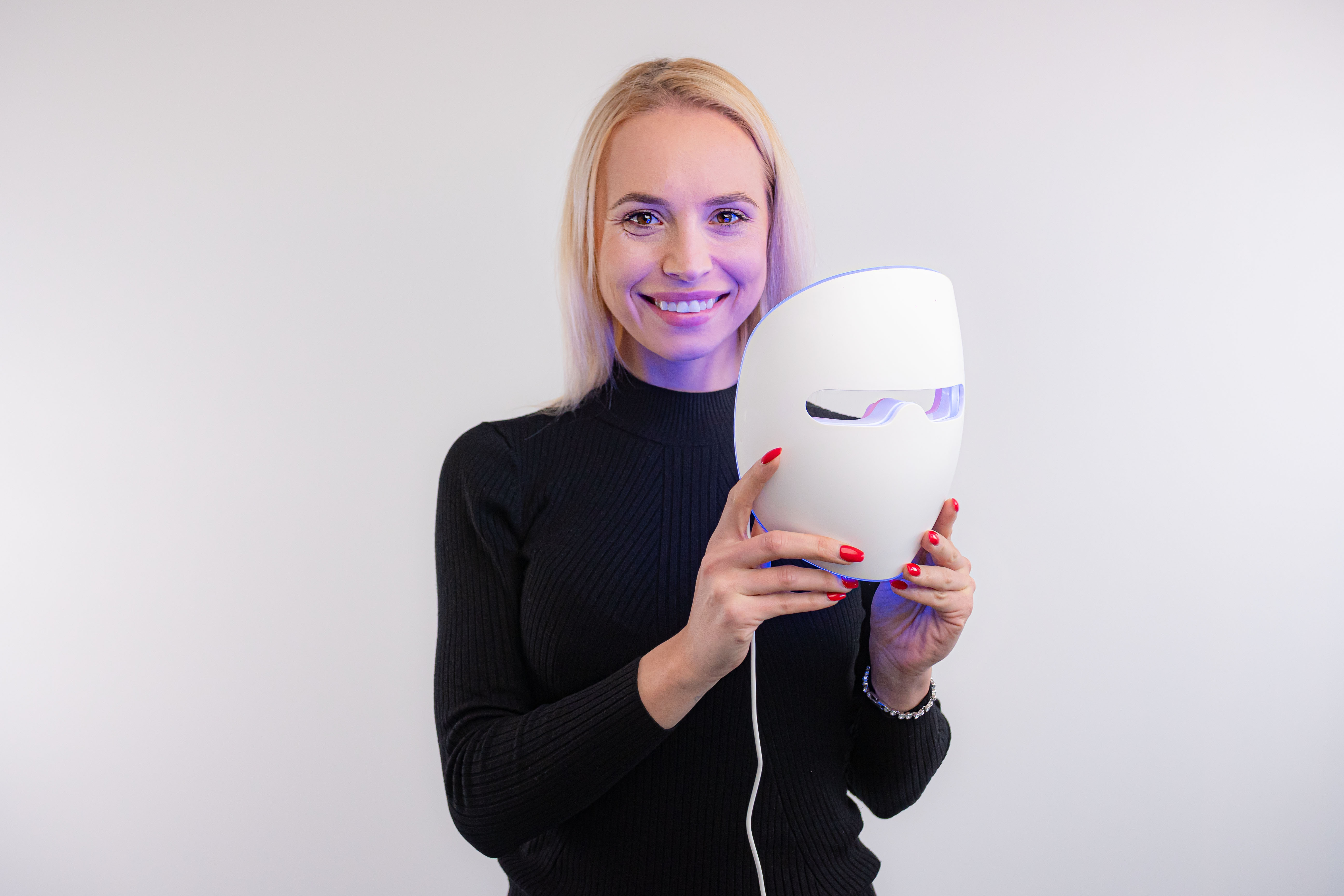 Blight Antiage Mask, Ošetřující LED maska na obličej Obrázek