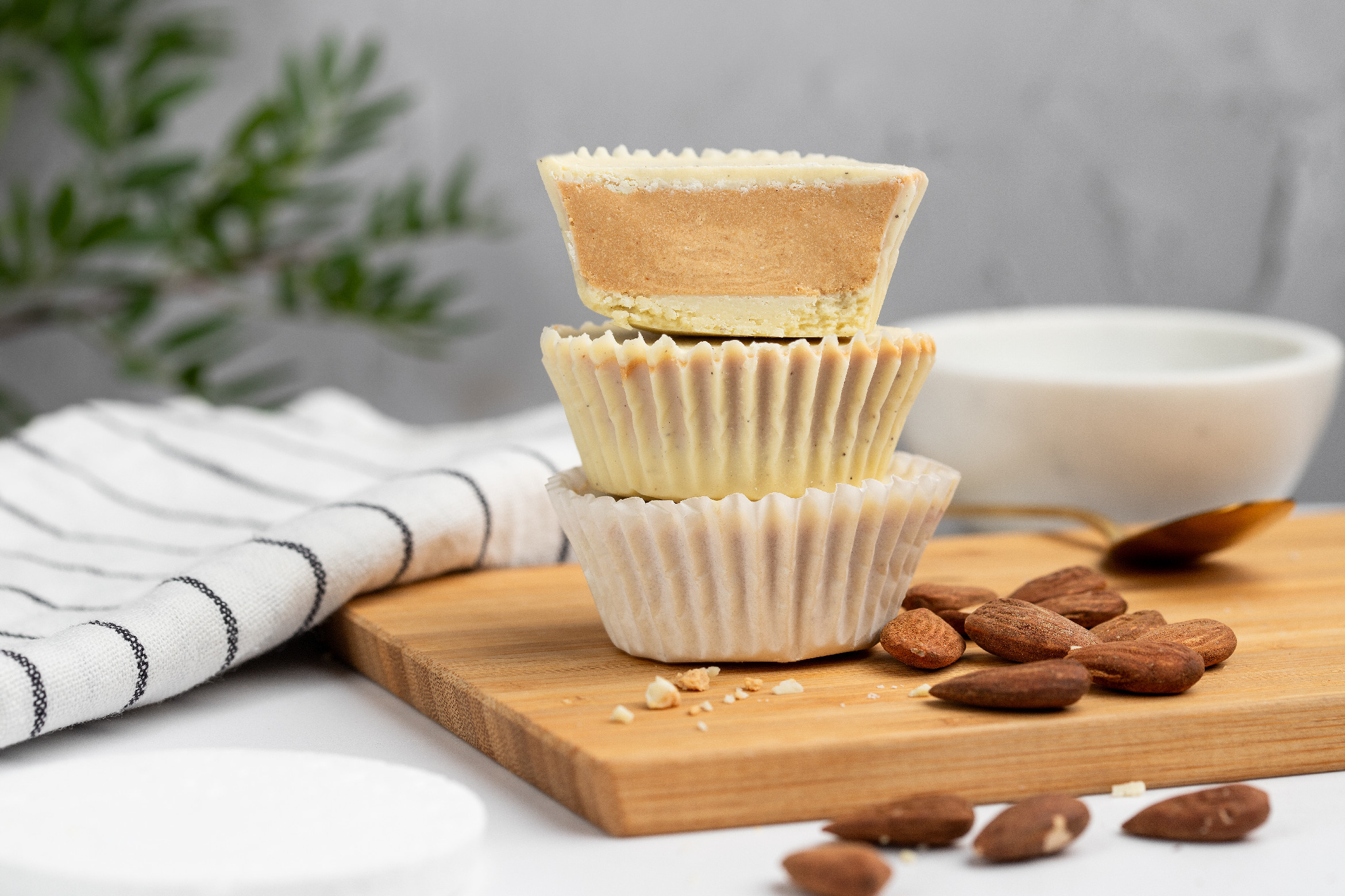 BrainMax Pure Almonda Cup BIO, Čokokošíček s mandlovým krémem, 60 g Obrázek