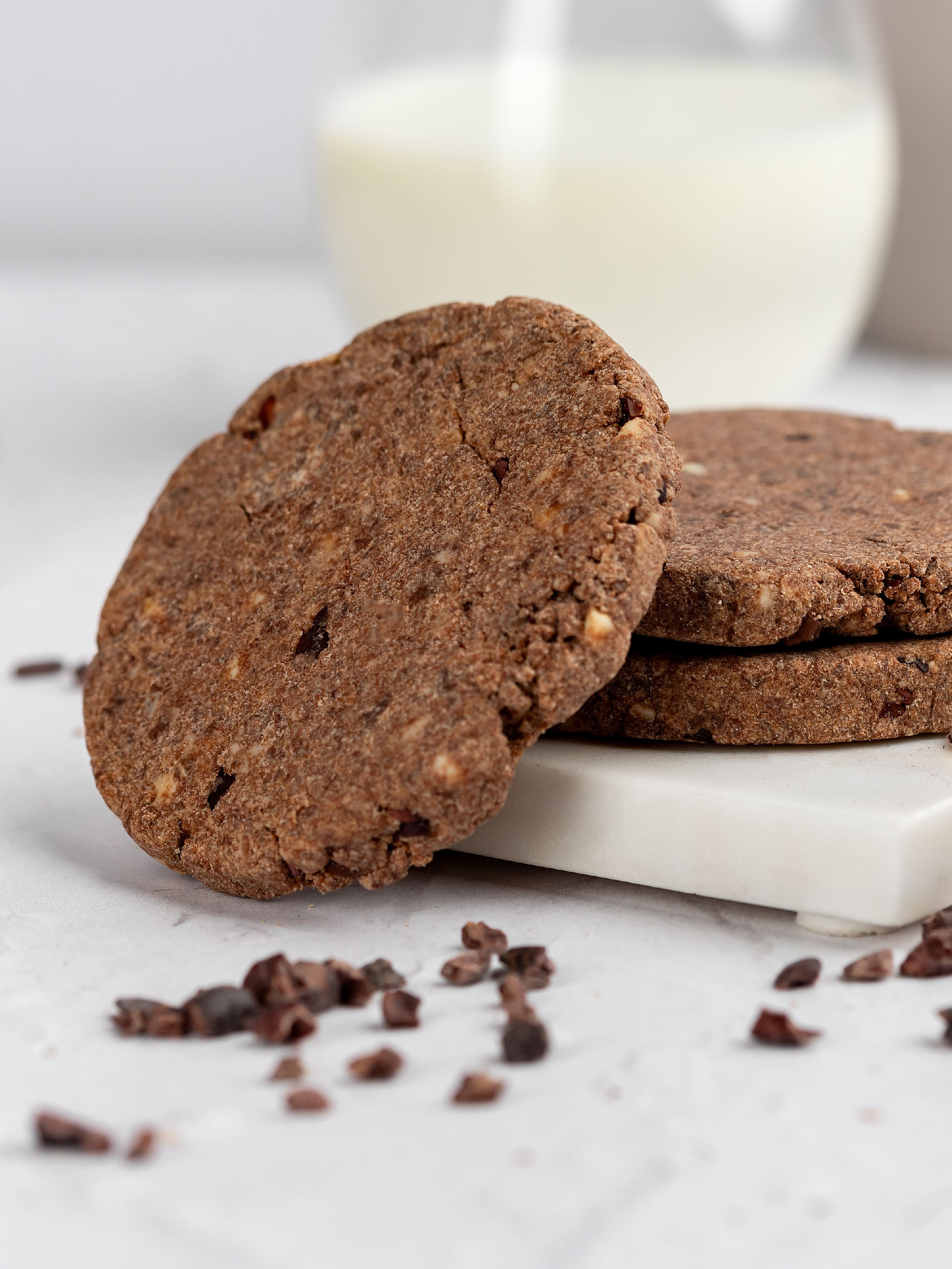 BrainMax Pure Protein Cookie, Kakaové boby & Bílá čokoláda, BIO, 60 g Obrázek