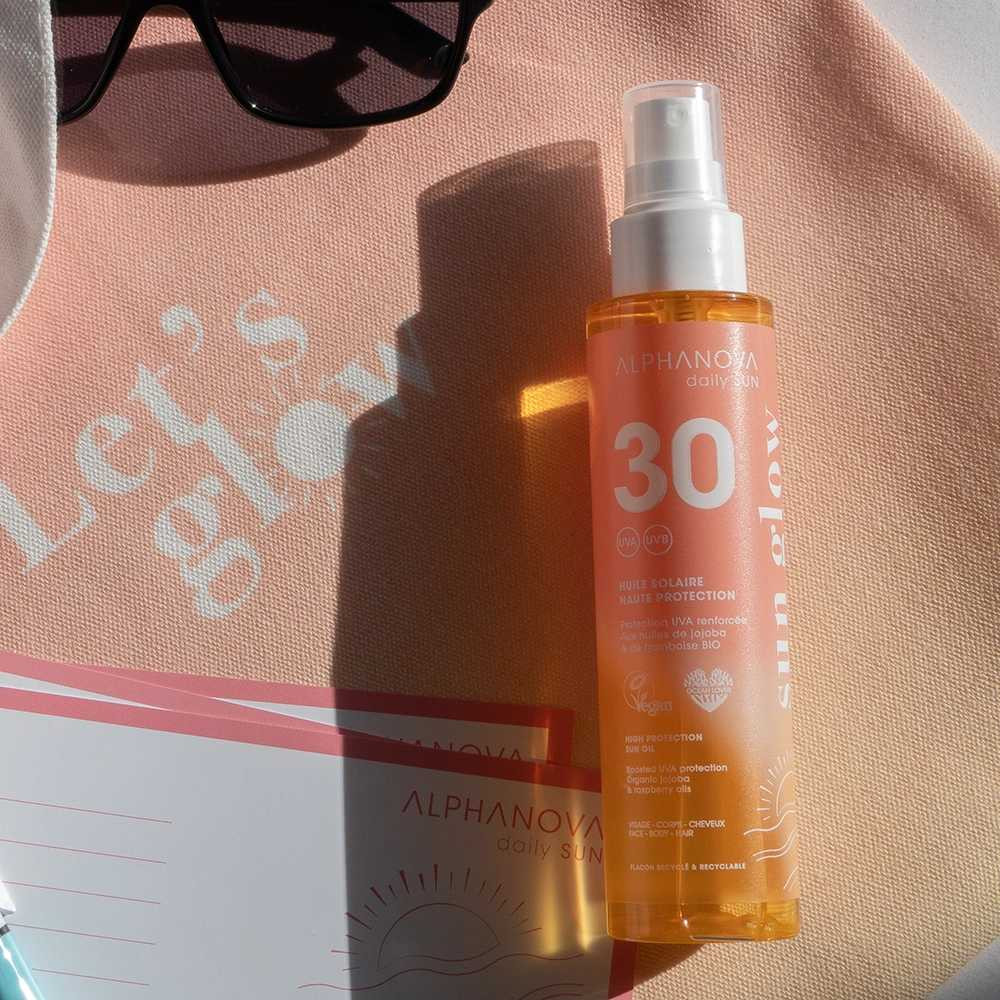 Alphanova - opalovací olej UVA Boost SPF 50, 125 ml, BIO Obrázek