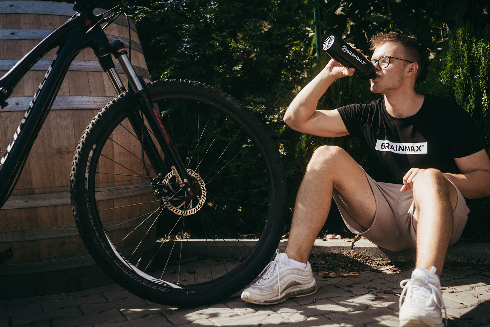 BrainMax plastová láhev na vodu, bidon, černá, 750 ml Obrázek