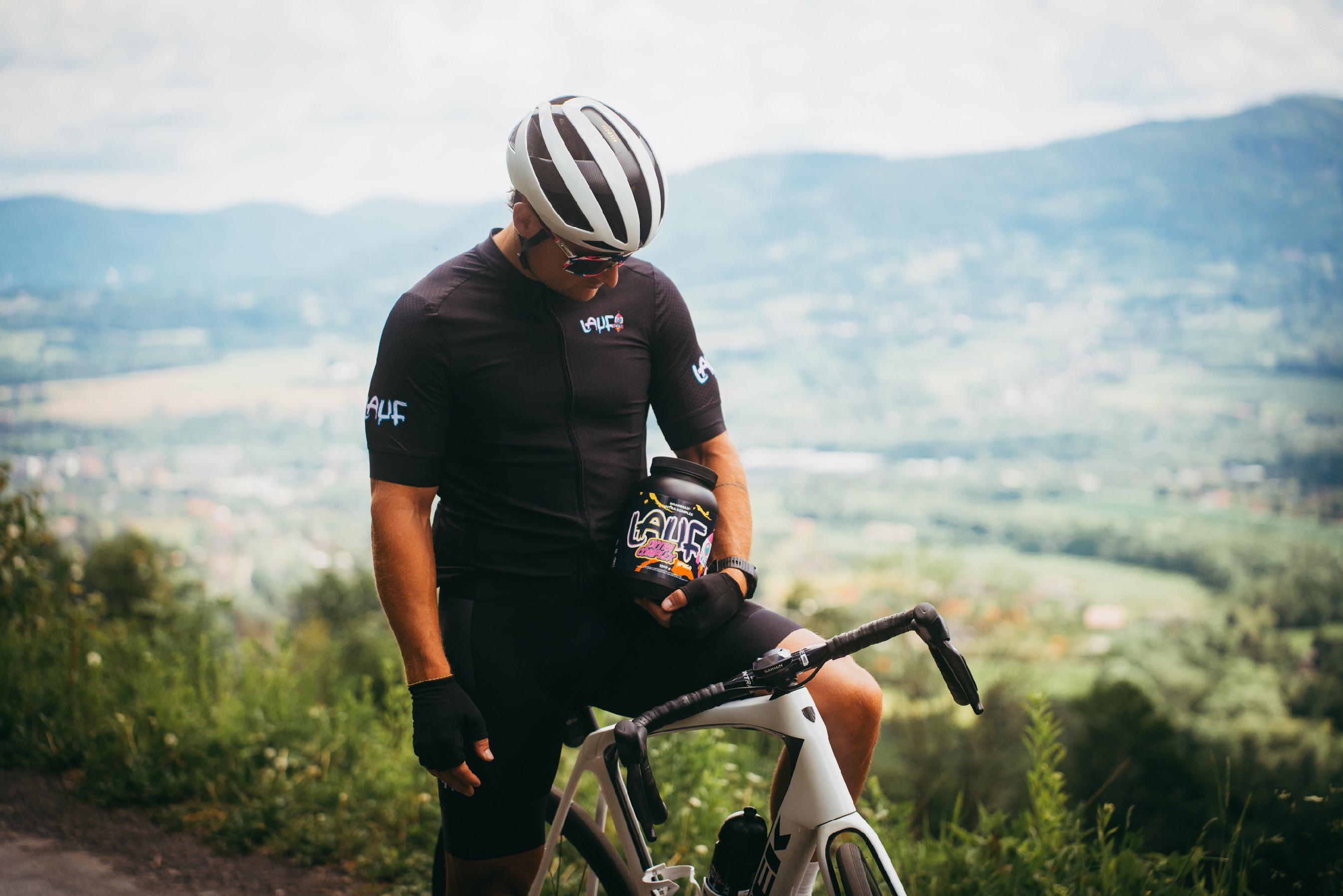 BrainMax LAUF Intra Complex, Mango, 1000 g Obrázek