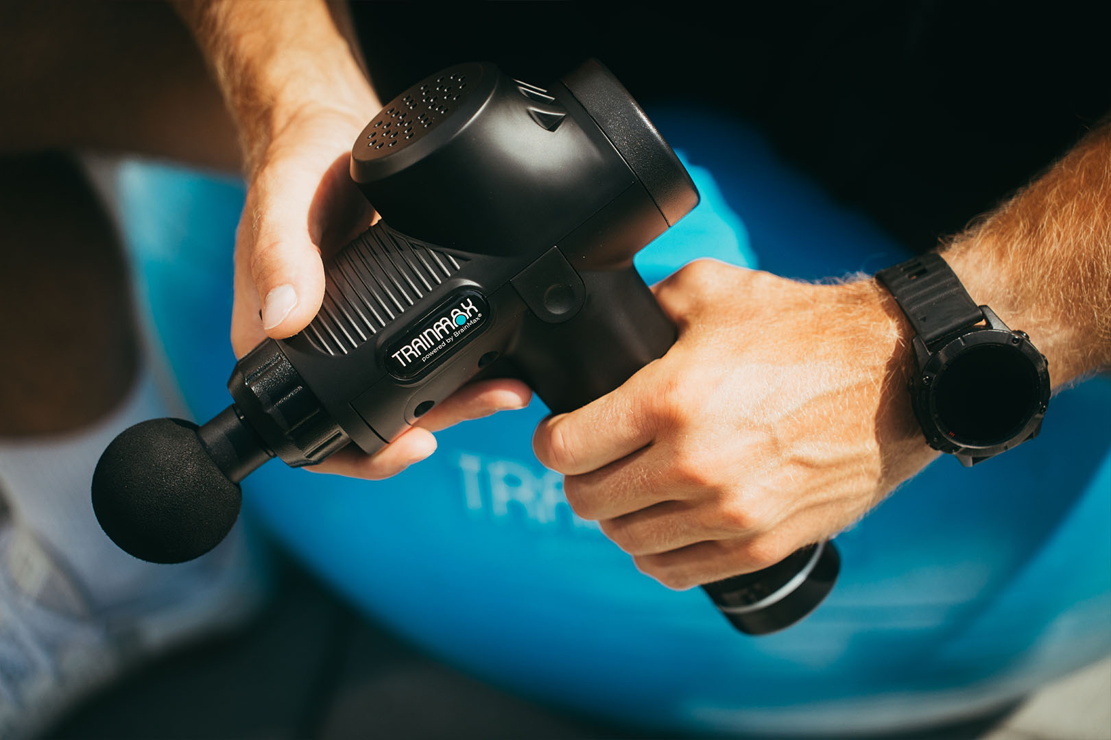 TrainMax masážní pistole Obrázek