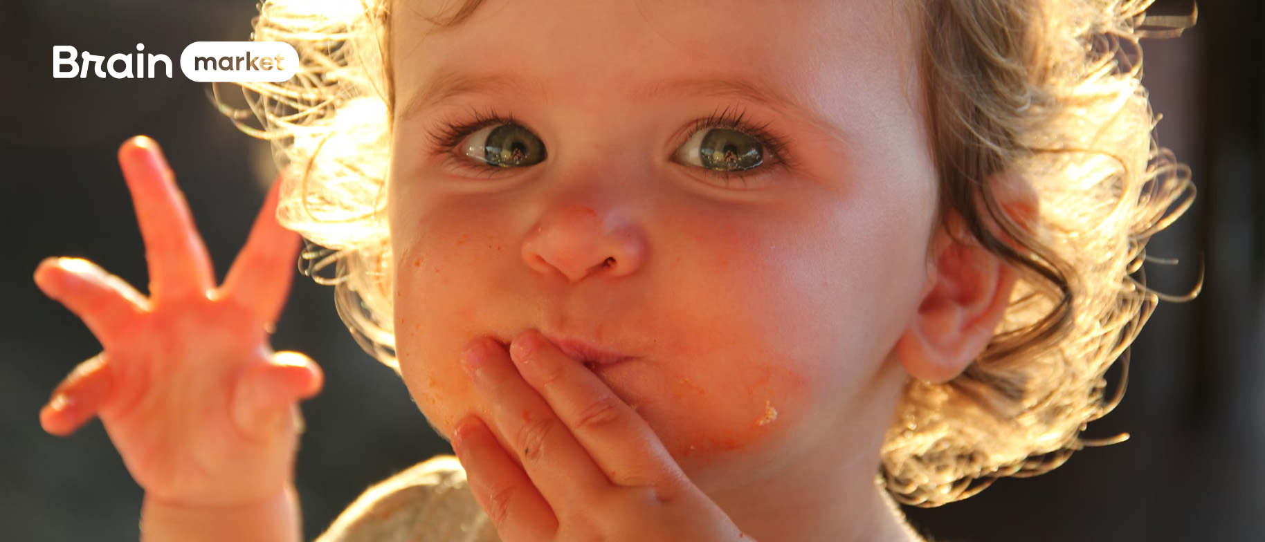 Keď dieťa neje: čo je bežné a kedy spozornieť