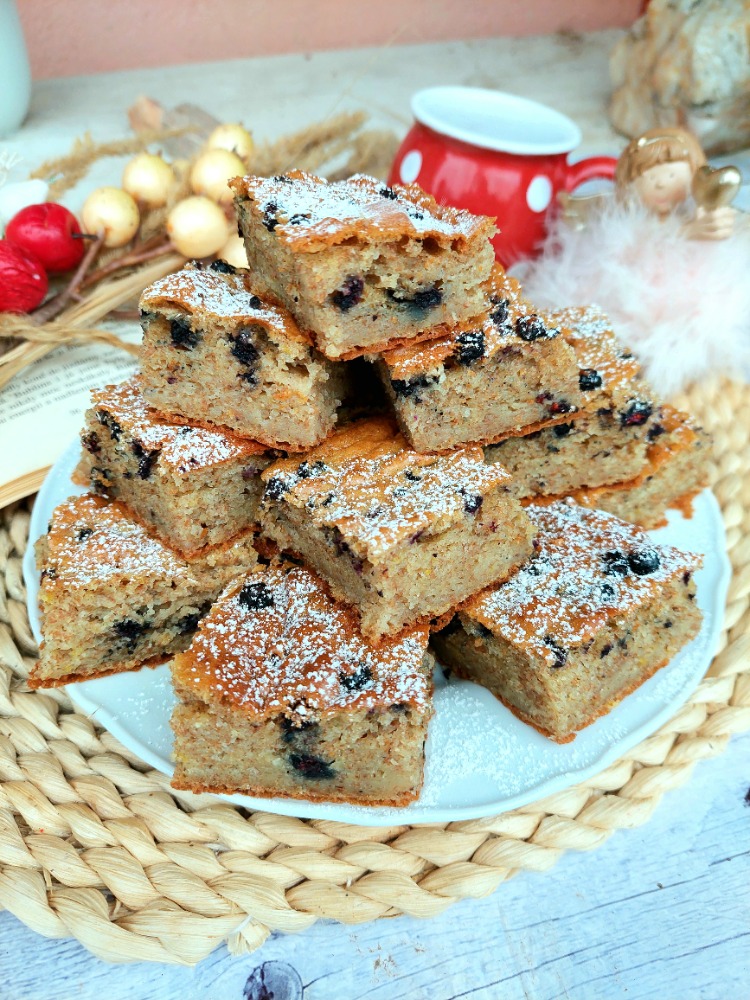 Citrónová buchta s čučoriedkami