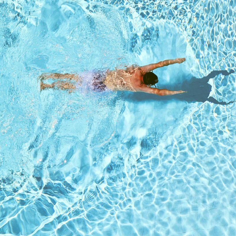 Ako plávanie zlepšuje život: 7 dôvodov, prečo začať