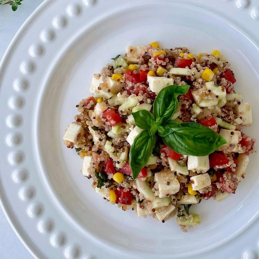 Studený quinoový šalát