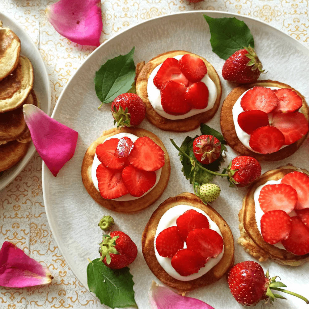 Špaldové lievance s jahodami