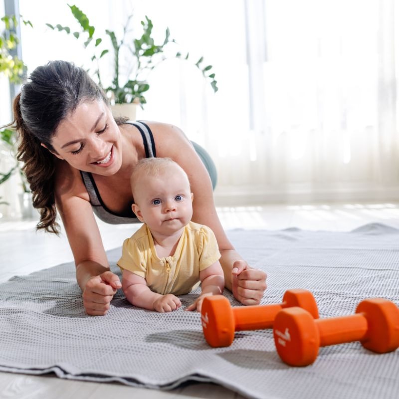 Ako schudnúť po pôrode: Cesta k obnove tela aj mysle