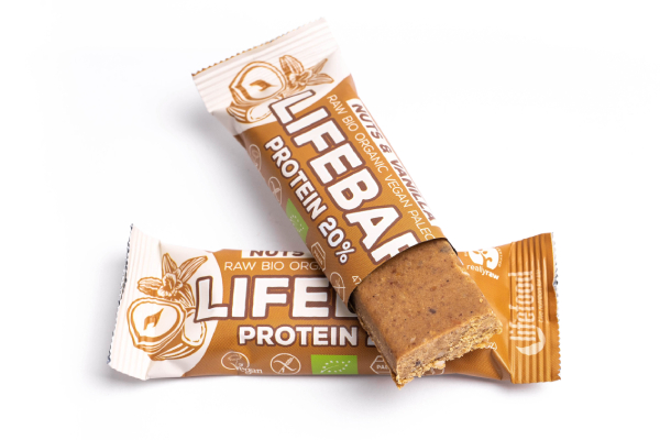 E-shop LifeFood - TyčinkaLifebar Protein tyčinka oříšková s vanilkou, BIO, 47 g