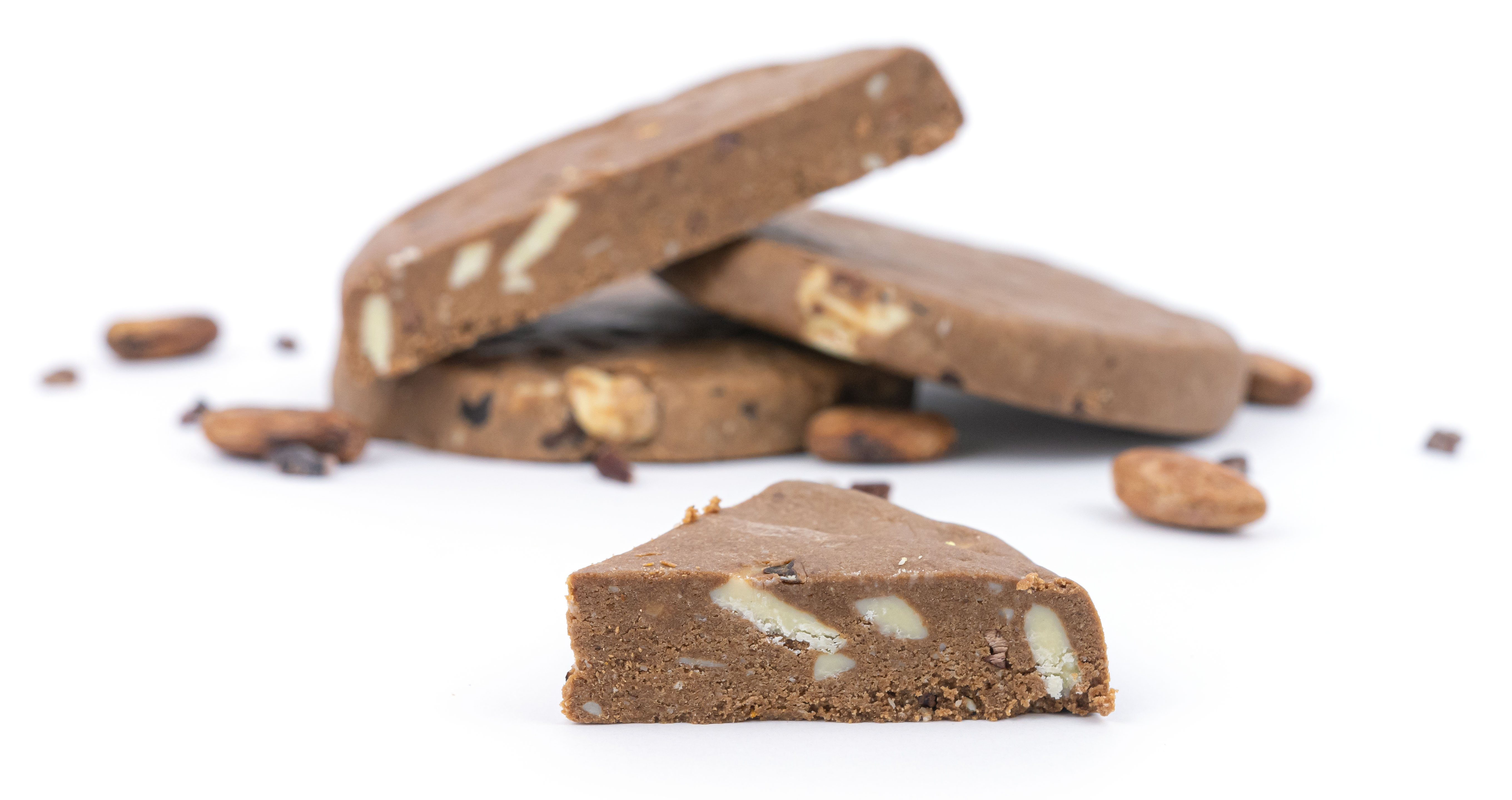 BrainMax Pure Protein Cookie, Kakaové boby & Bílá čokoláda, BIO, 100 g Obrázek