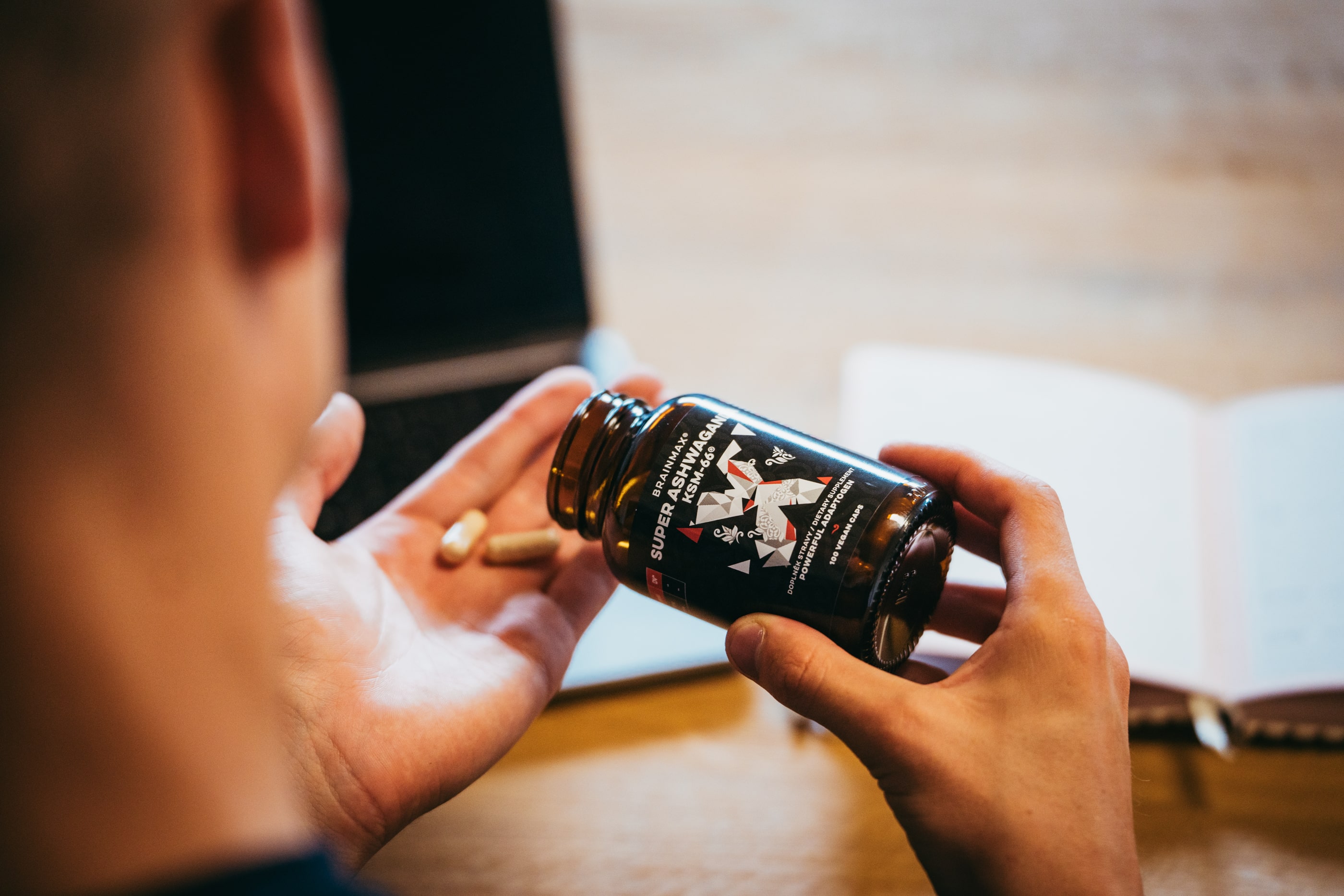 BrainMax Super Ashwagandha extrakt KSM-66®, Ašvaganda extrakt, 100 rostlinných kapslí Obrázek