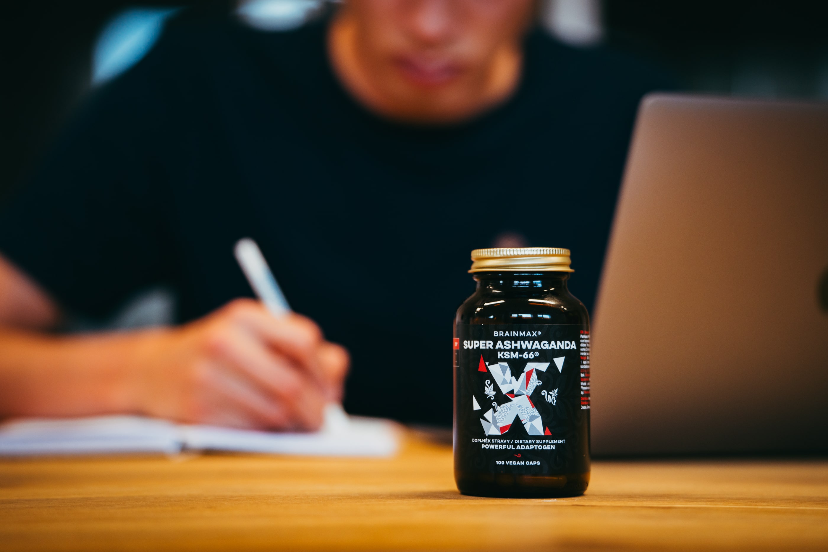 BrainMax Super Ashwagandha extrakt KSM-66®, Ašvaganda extrakt, 100 rostlinných kapslí Obrázek