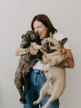 Vám všem děkujeme za podporu v roce 2025❤️Za přátelství , které nám tu ukazujete a za to, že se Vám naše buldohadříky...