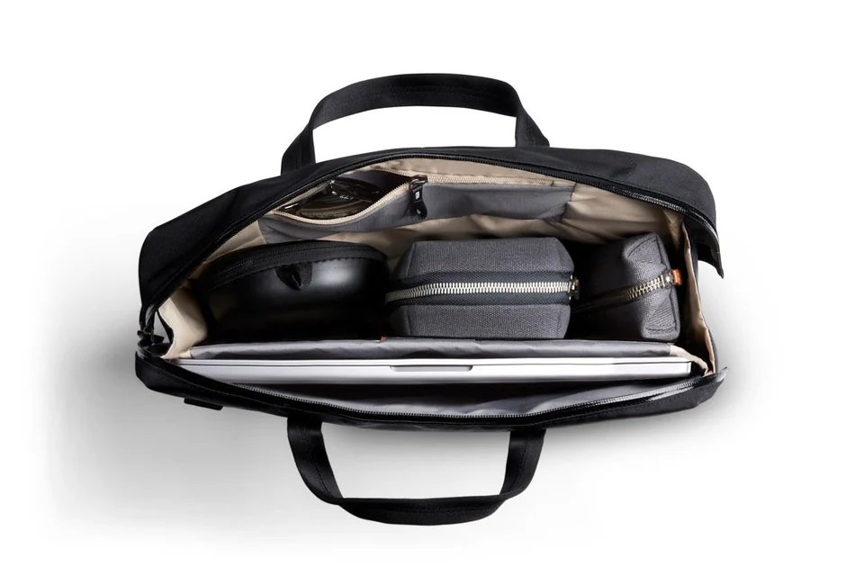 Fotografie Bellroy Taška na laptop Black