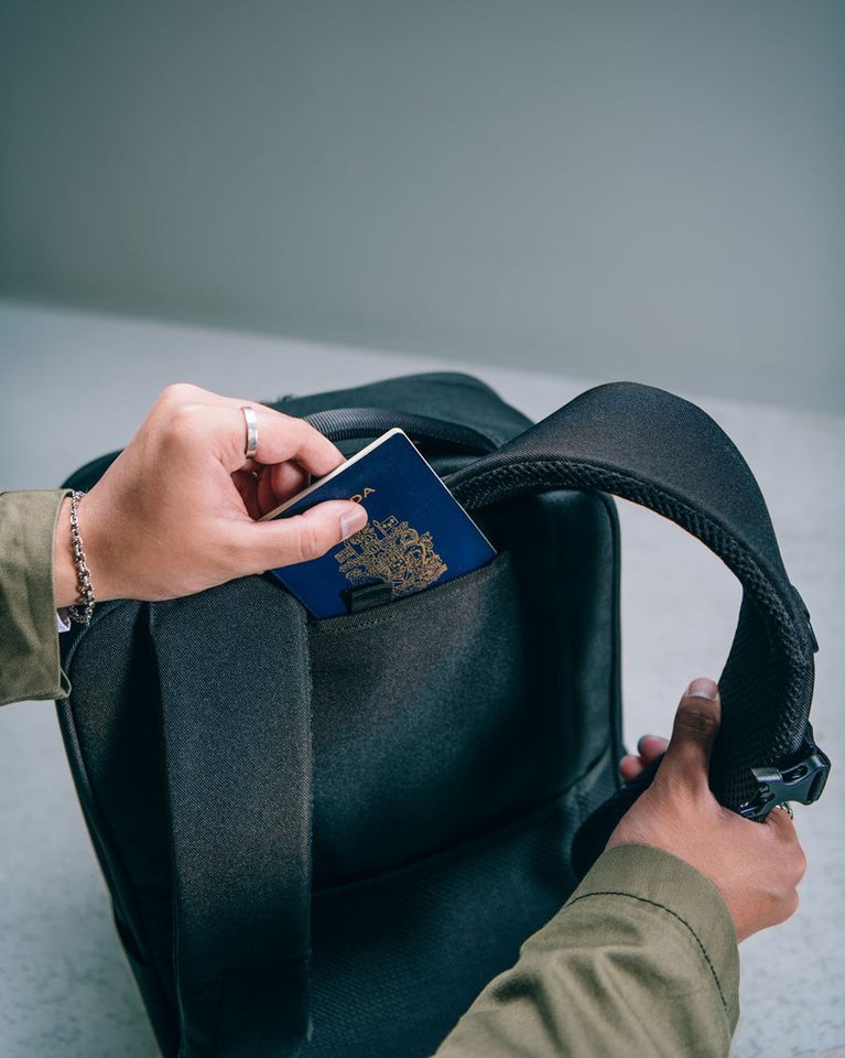 Herschel Kaslo Travel Backpack Tech – Zadní přístup k notebooku