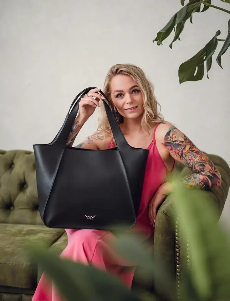 VUCH Calyste Black – detail
