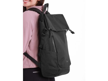436702 1 vuch tayte small black 14 19 l