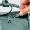 369069 27 fjallraven k nken frost green 16l