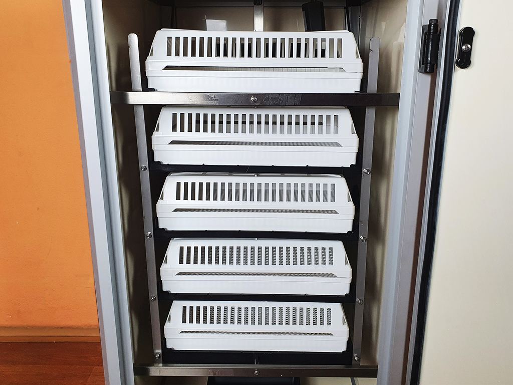 Plně automatická líheň na vejce CIMUKA HB175S AUTOMATIC