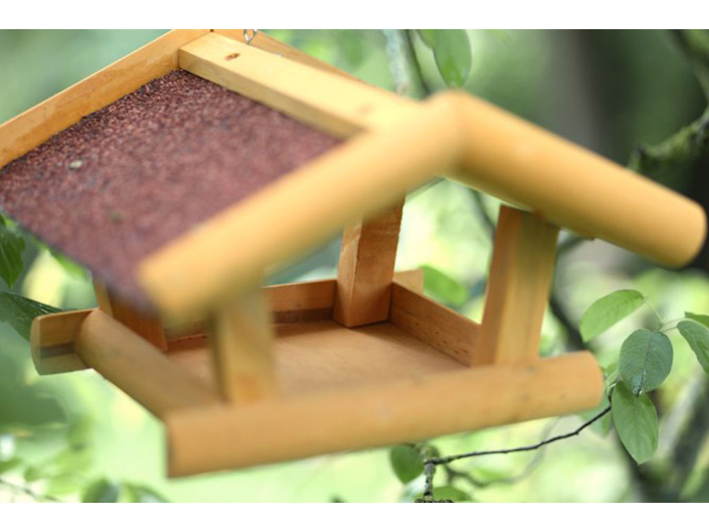 Krmítko závěsné KERBL STUBBS 29x28x18 cm