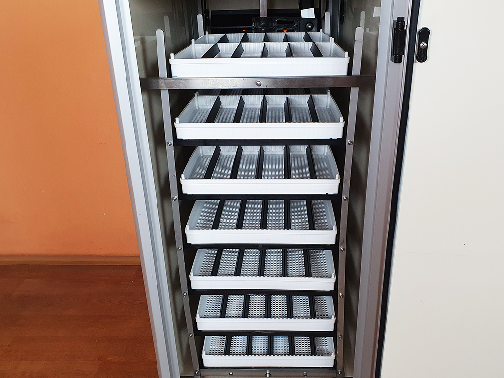 Plně automatická líheň na vejce CIMUKA HB500S AUTOMATIC