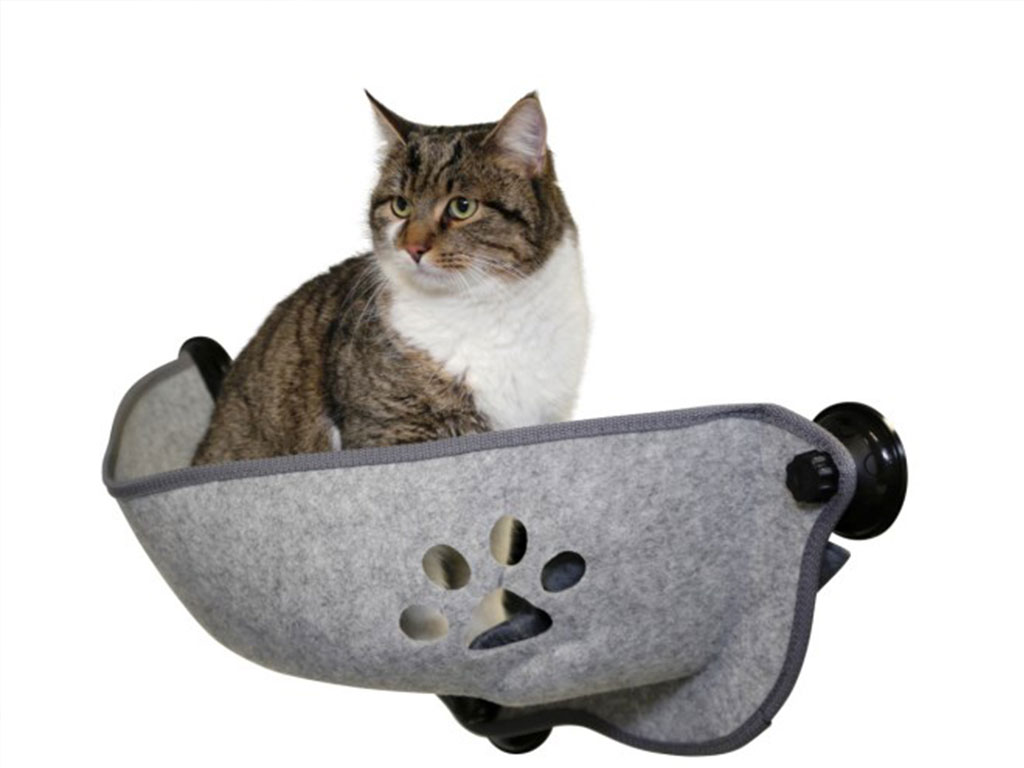 Závěsný pelíšek pro kočky s přísavkami na okno KERBL FILZINO 70x26x26 cm