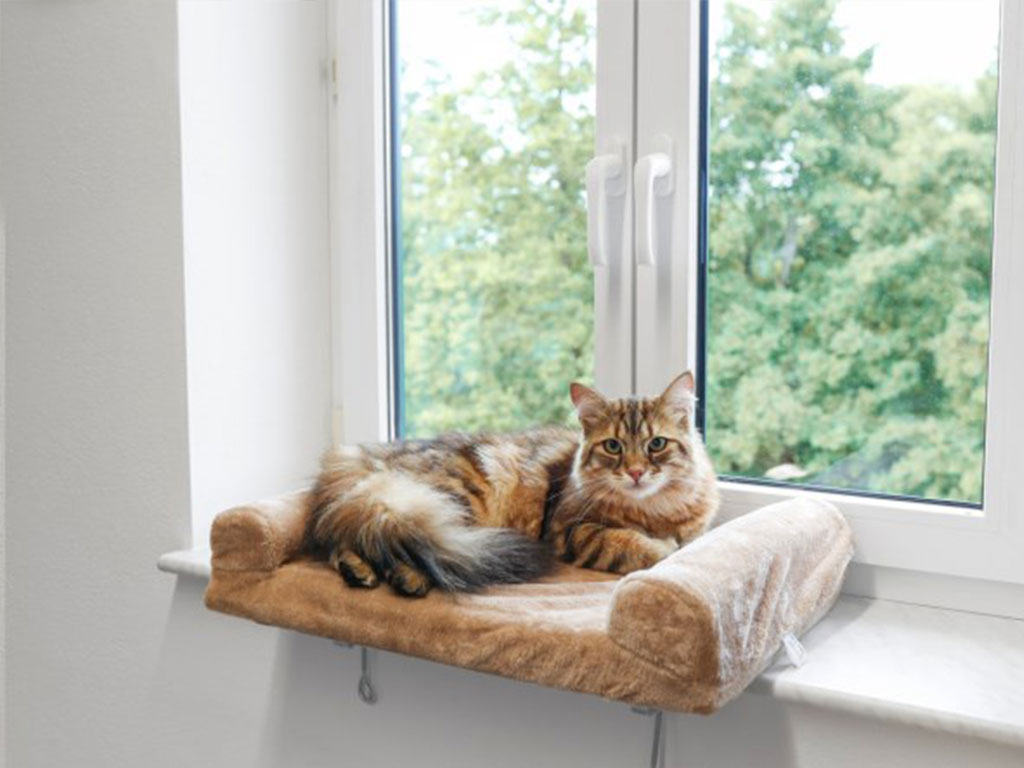 Pelíšek pro kočky, lehátko na parapet KERBL 56x36x7cm, béžové