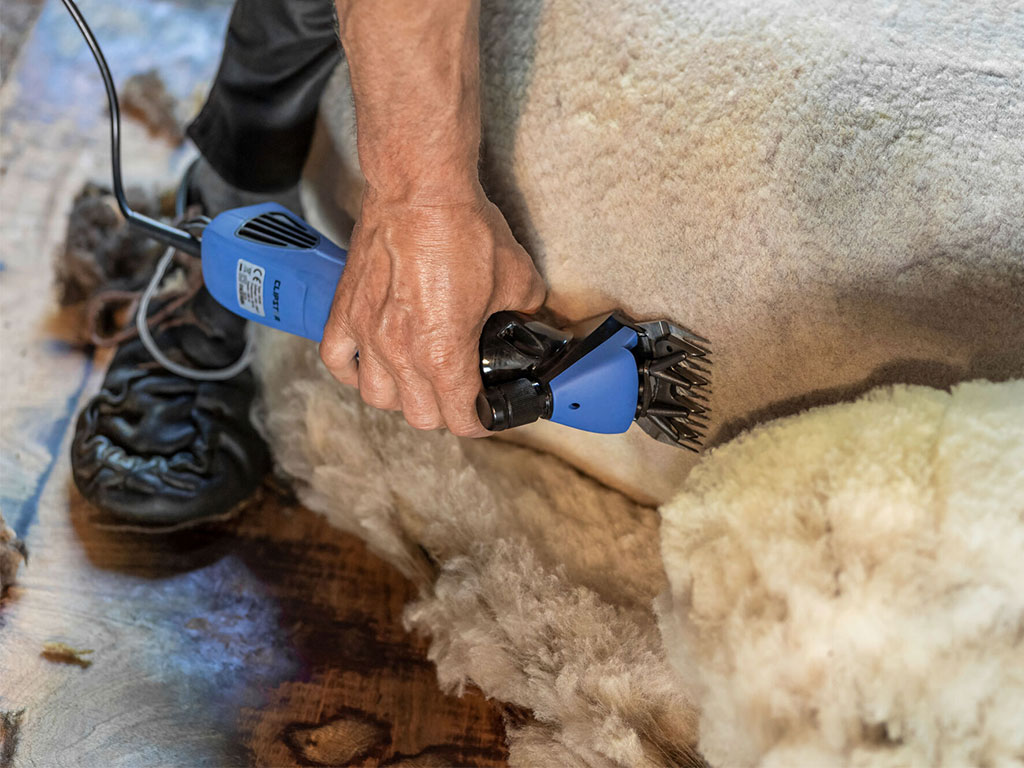 Stříhací strojek na ovce KERBL FARMCLIPPER4 18190