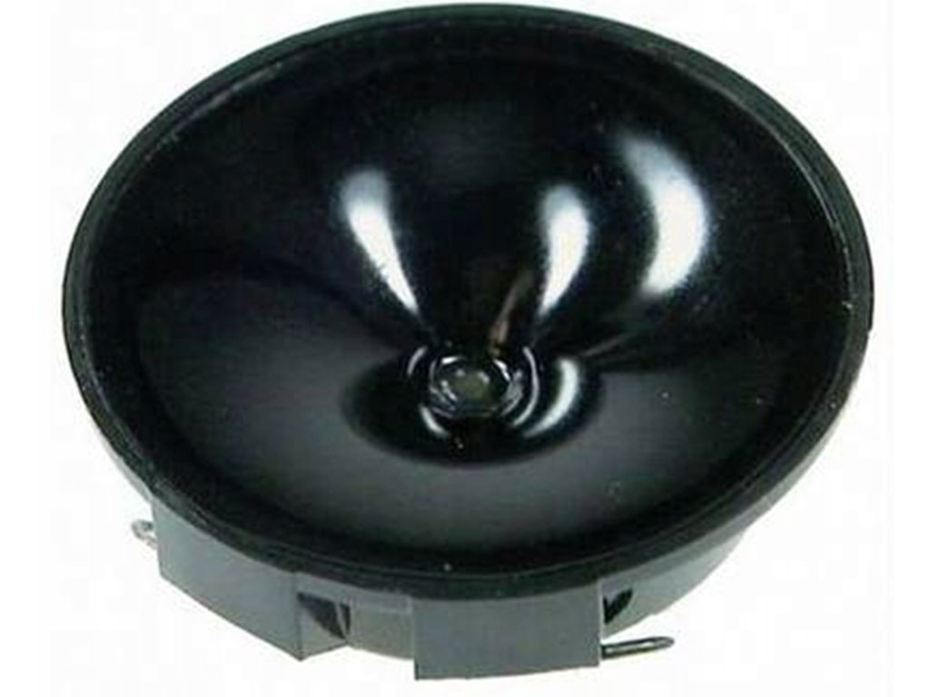 Vodotěsný ultrazvukový plašič do auta na kuny, myši a potkany DRAGON ULTRASONIC AR500 - napájení na baterie 4xAAA v balení