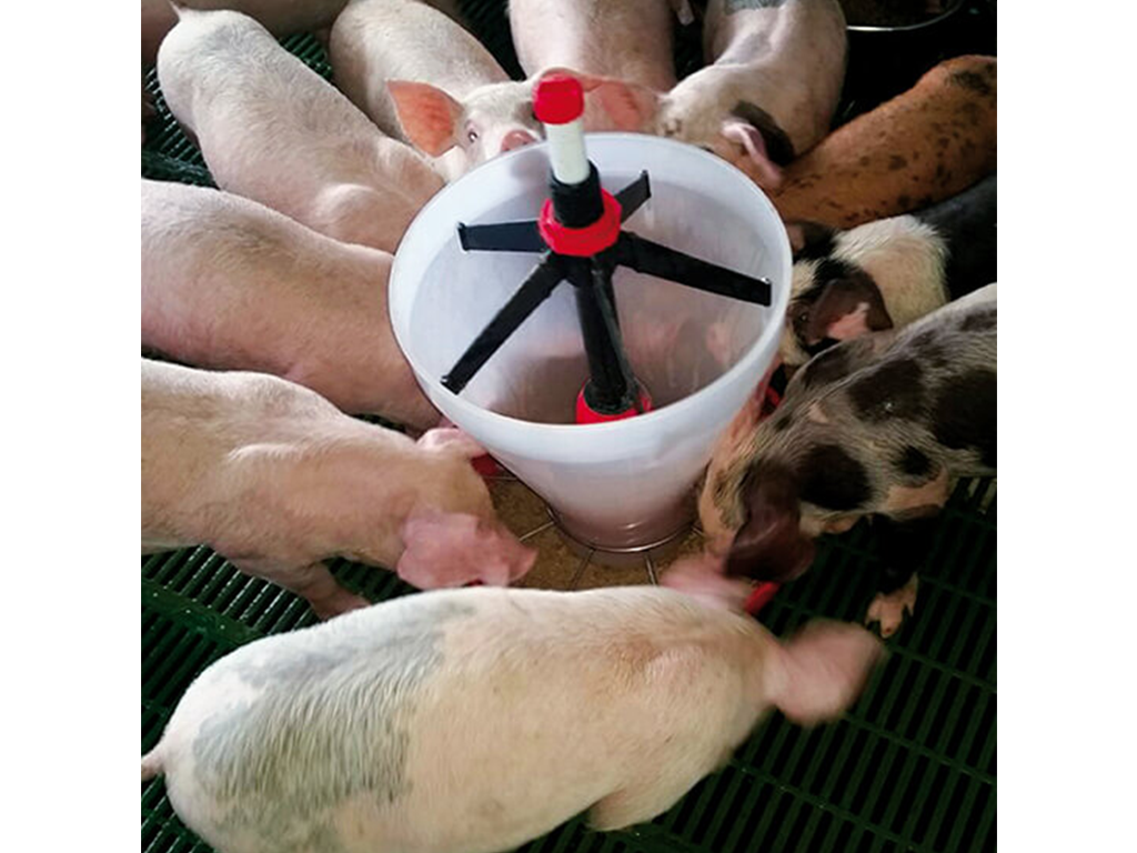 Adaptivní krmítko s násypkou pro selata při odstavu KERBL 221076 MAXI HOPPER PAN