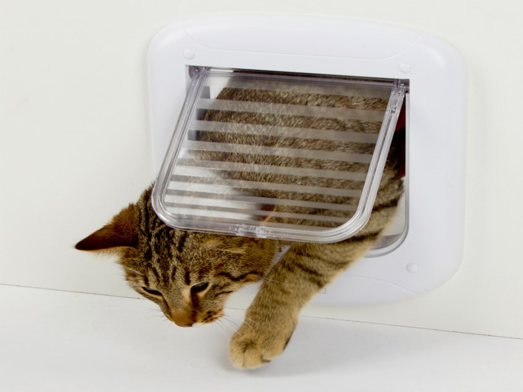 Dvířka pro kočky KERBL 81685 4WAY, 4-cestná, bílá