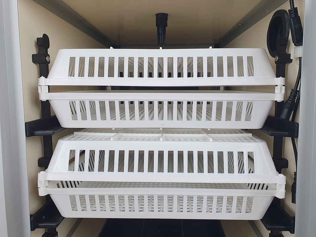 Plně automatická líheň na vejce CIMUKA CT60SH AUTOMATIC