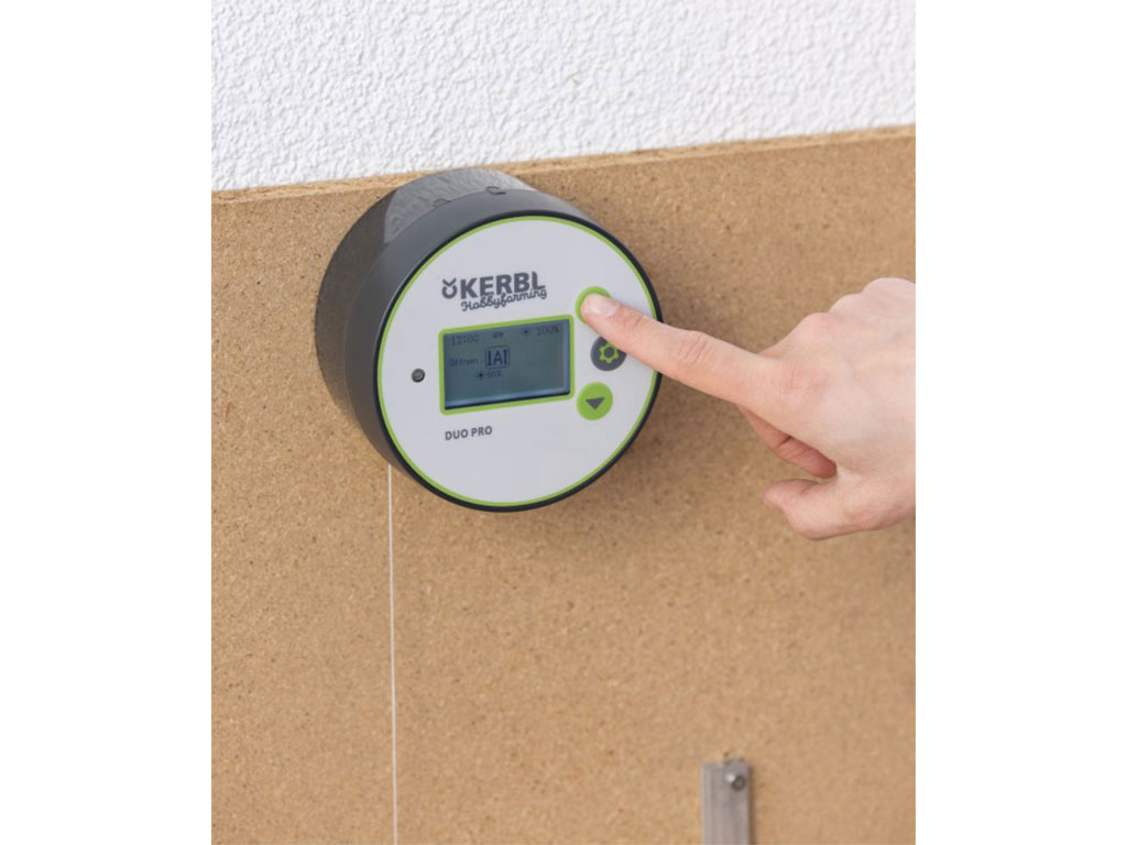 Automatické otevírání a zavírání kurníku KERBL 70520 DUO PRO